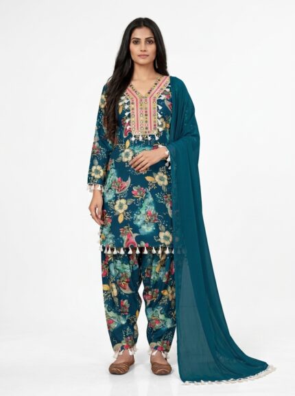 Women's Embroidered Kurta Pant Set