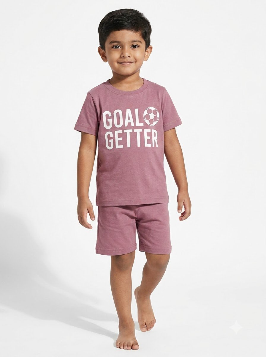 Boy_wearing_mauve_clothing_set_202608052036