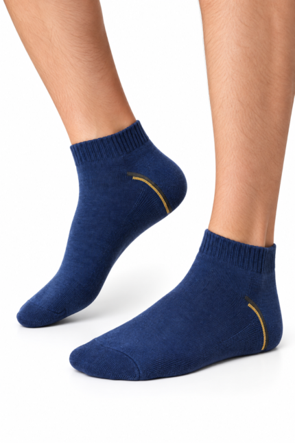 ankle-length socks