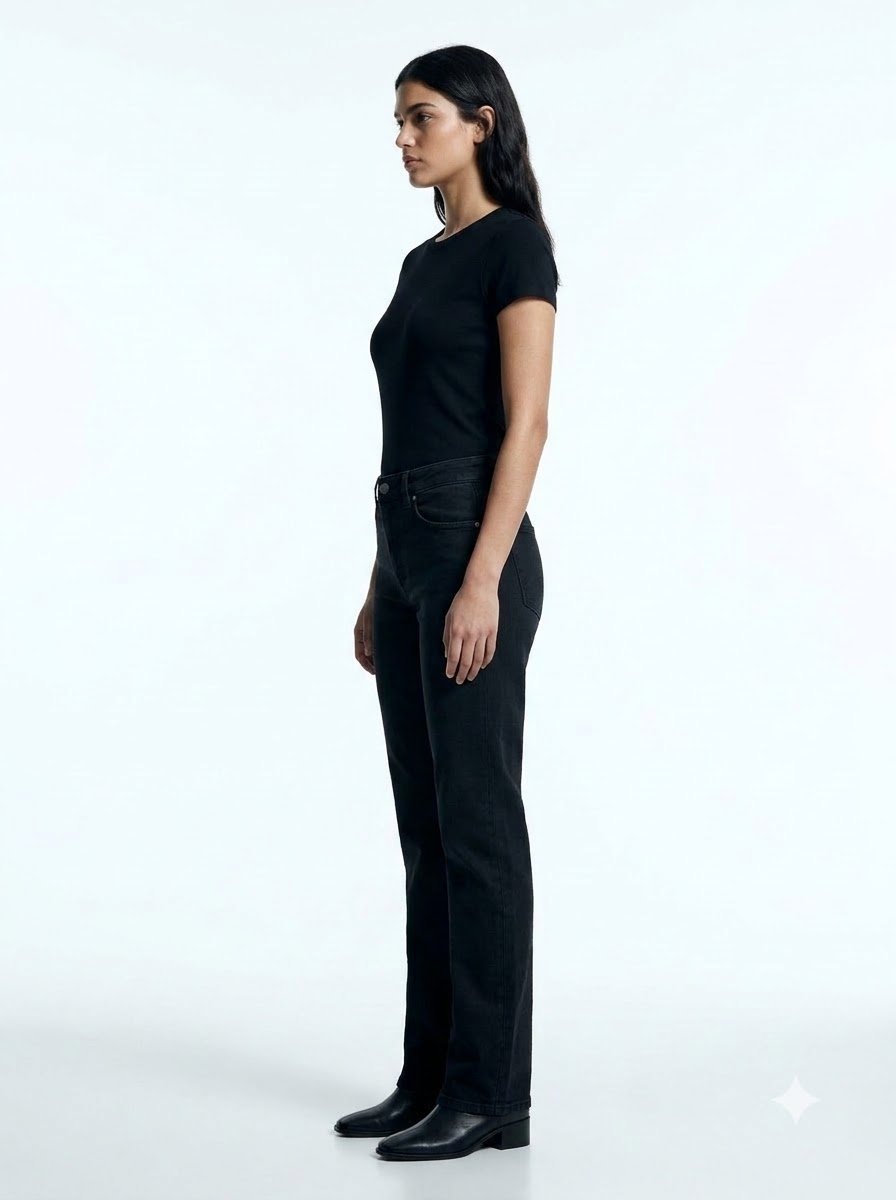 Female_e-commerce_fashion_prompt…_20260923223129