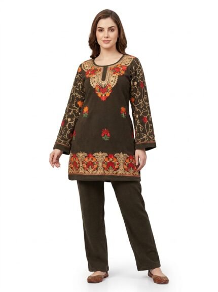 Premium Kashmiri Embroidered Kurta Set