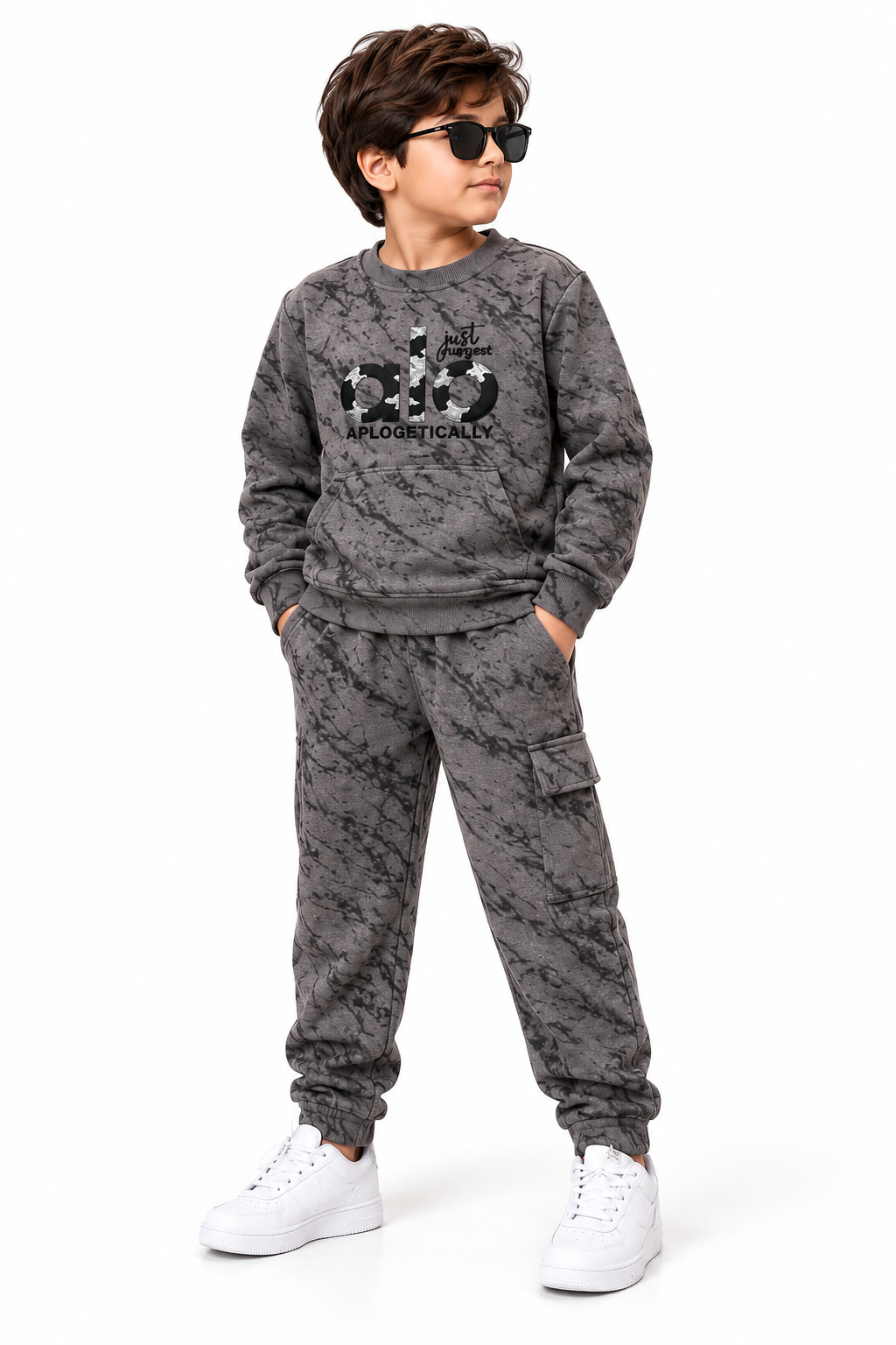 Cool Marble Tracksuit Look (1)